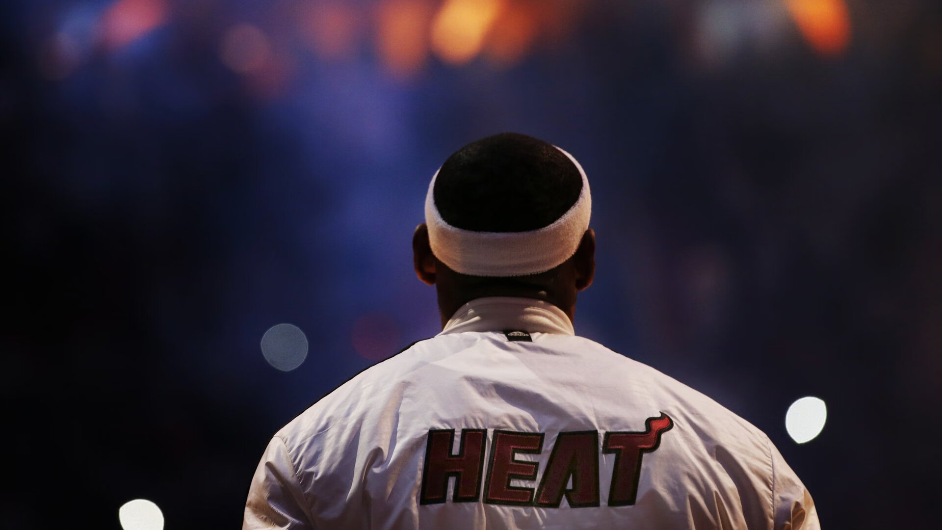 世界舞台上的代表:NBA球员在国际赛事中的精彩表现,nba每个时代的代表人物
